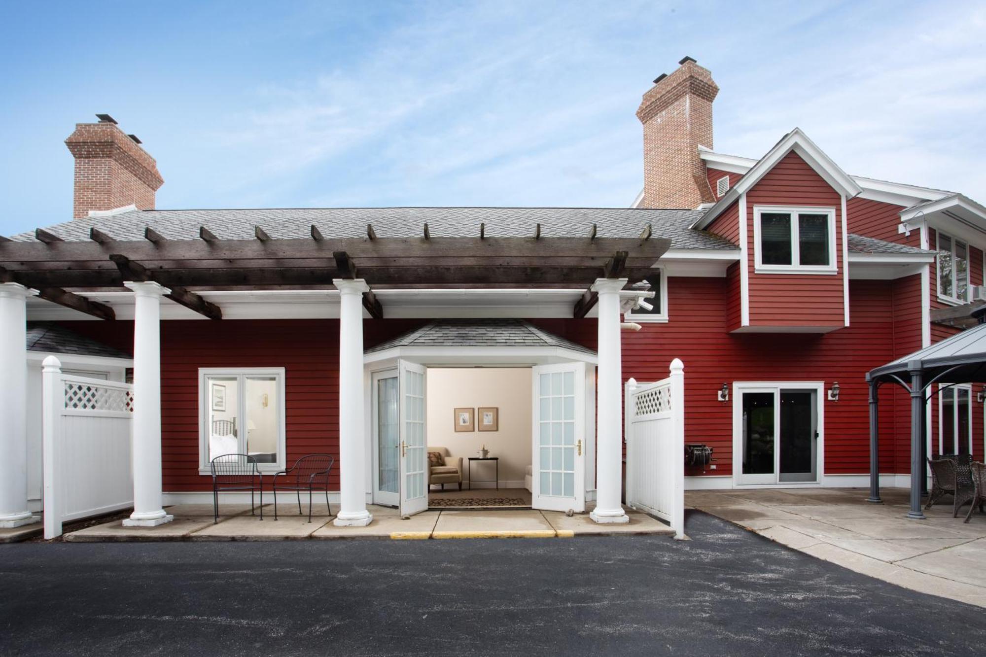 Inn At Black Star Farms Suttons Bay Rom bilde