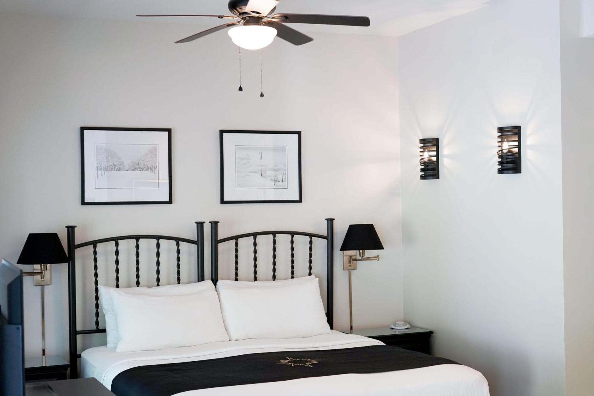 Inn At Black Star Farms Suttons Bay Rom bilde