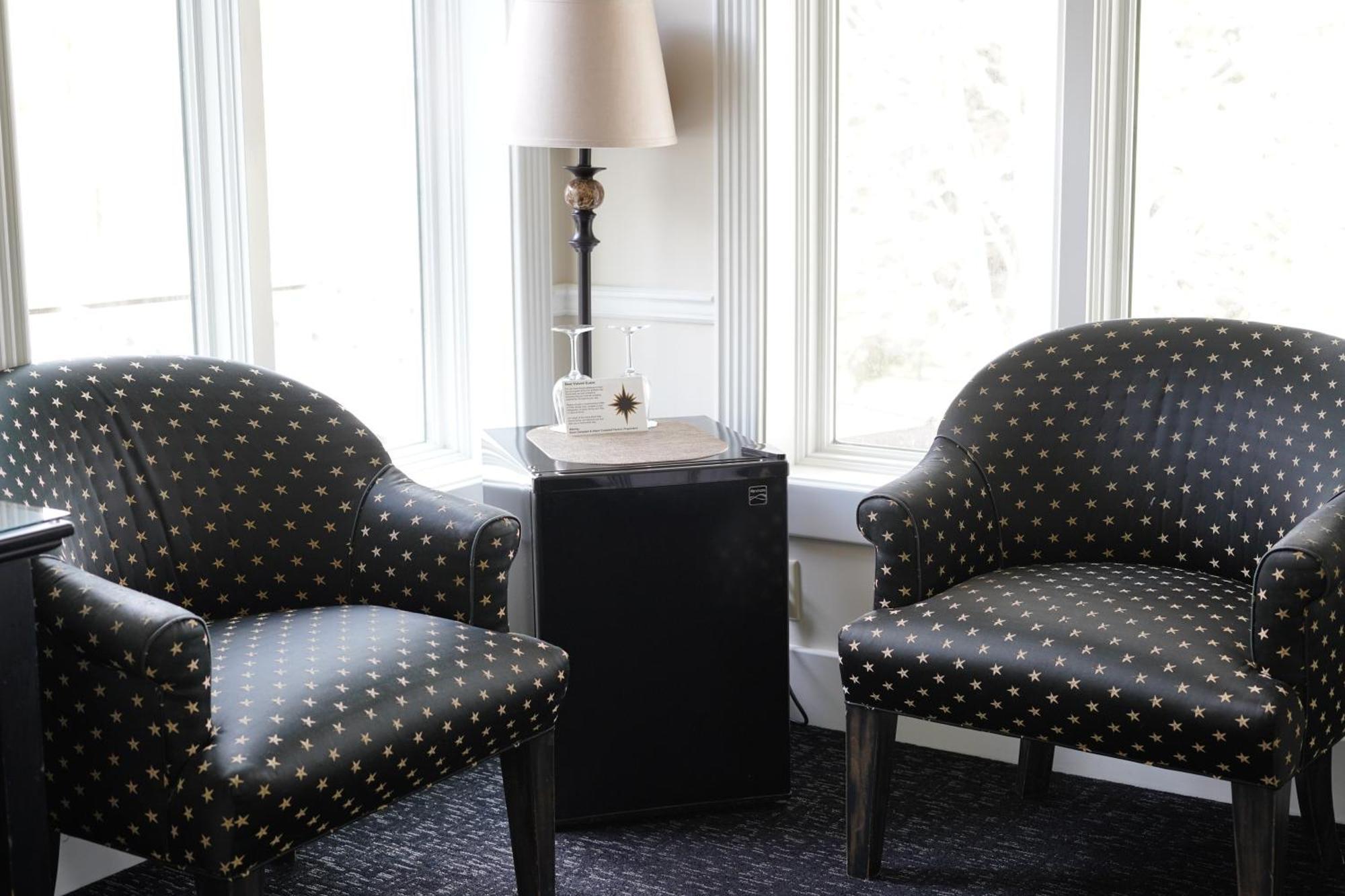 Inn At Black Star Farms Suttons Bay Rom bilde